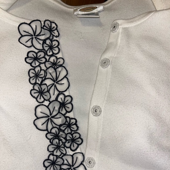 Talbots White Top with Black Floral Design - Picture 4 of 4